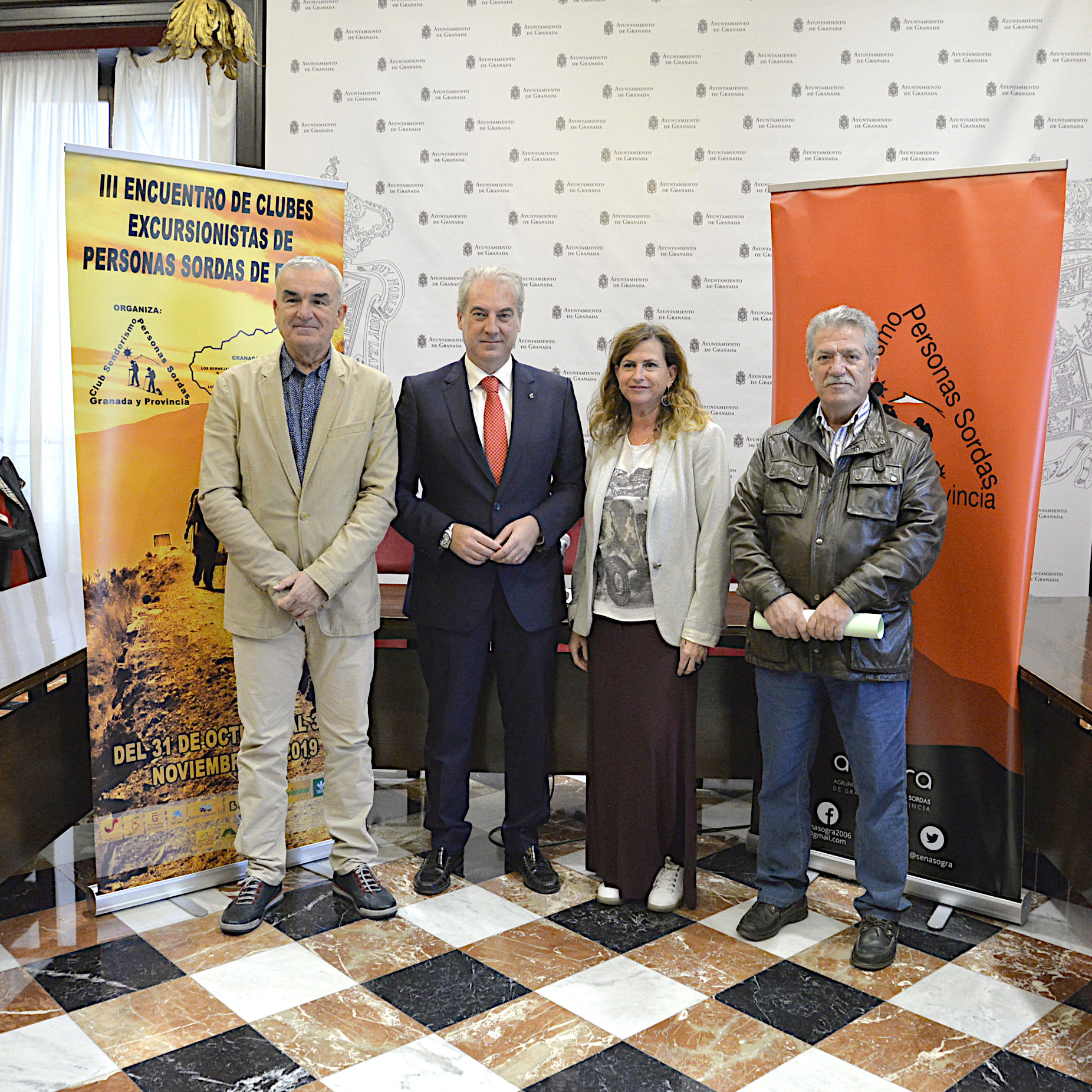 ©Ayto.Granada: Los clubes espaoles de excursionistas de personas sordas eligen Granada para celebrar su tercer encuentro