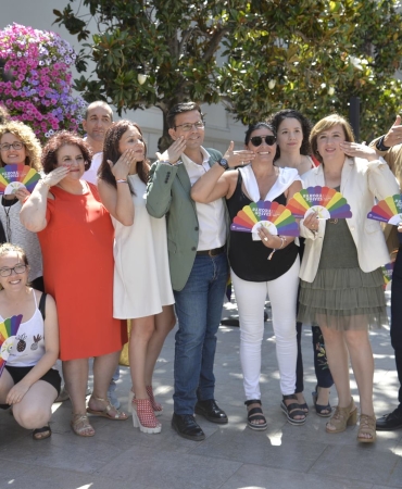 ©Ayto.Granada: El Ayuntamiento de Granada conmemora el Da del Orgullo LGTBI y anima a la ciudadana a participar en los actos programados