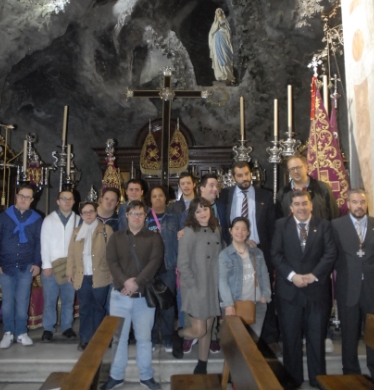 ©Ayto.Granada: El Ayuntamiento de Granada hace posible una Semana Santa accesible a los colectivos con discapacidad