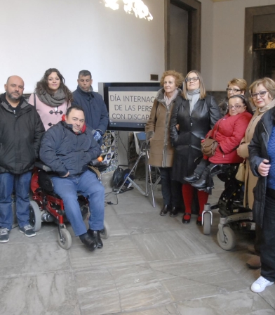 ©Ayto.Granada: El Ayuntamiento de Granada trabaja por una ciudad inclusiva, accesible y tolerante con las personas que tienen discapacidad, anuncia el alcalde