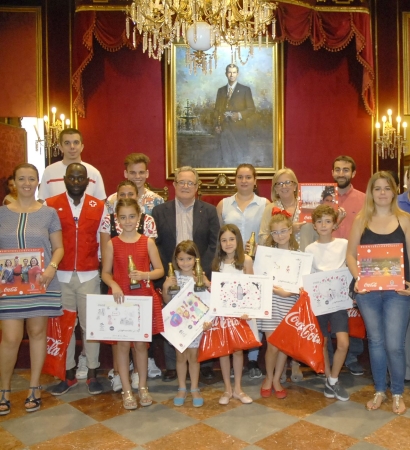 ©Ayto.Granada: El Ayuntamiento entrega los premios de fotografa y pintura infantil del Corpus 