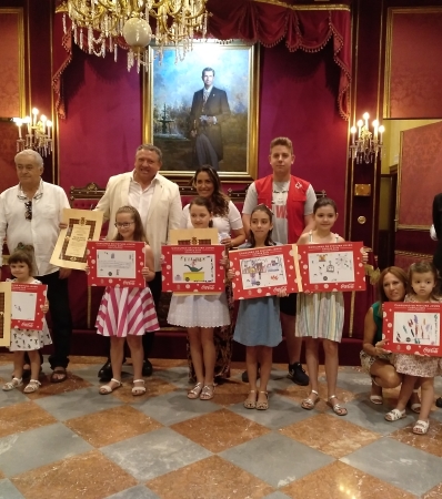 ©Ayto.Granada: El Ayuntamiento entrega los premios del concurso de pintura joven, fotografa y selfies del Corpus