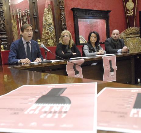 ©Ayto.Granada: GRANADA OFRECE UN CICLO DE MSICA CON EL PIANO COMO PROTAGONSITA PARA ACERCAR LA MSICA CLSICA A TODOS LOS PBLICOS