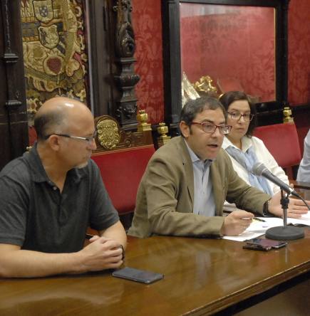 ©Ayto.Granada: El Ayuntamiento de Granada consolida los puntos de informacin al consumidor existentes en los barrios